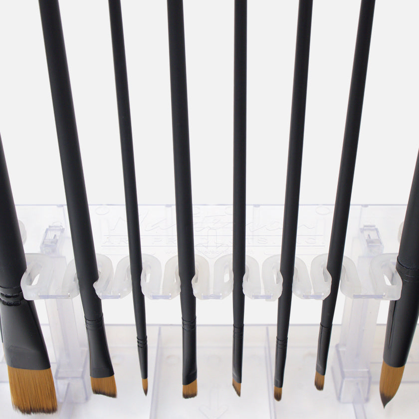 Masterson Sta New Brush Holder close up with artist paint brushes