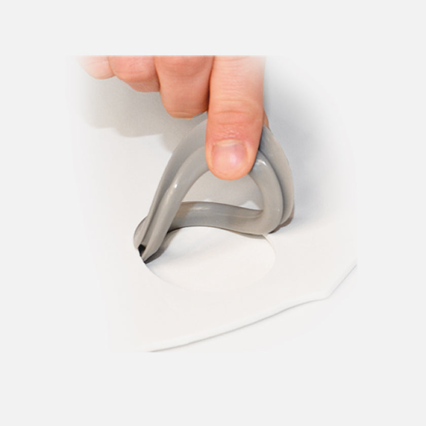 New Wave Easy Lift peelable artist paint palette with thumb gasket being interchanged for right or left handed artist